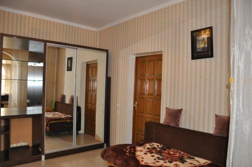 Mini hotel Saten - image 4