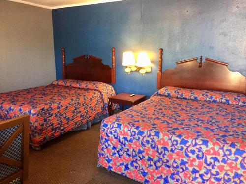 Oasis Motel – Arlington, TX