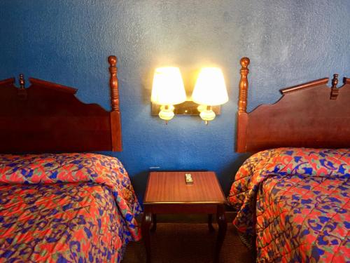 Oasis Motel – Arlington, TX
