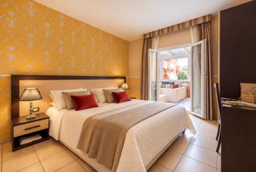 Hotel De La Ville Relais