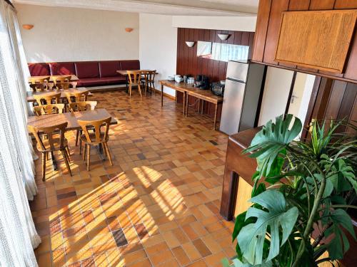 Közös társalgó / TV, Chambre Triple avec Salle de Bains Privative 2 in Vallouise