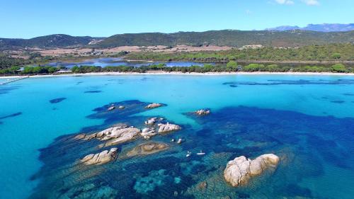Costa Nera - image 11
