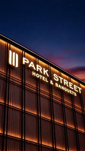 10 Park Street Hotel & Banquets in Gorakhpur