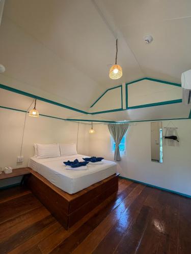 The Mermaid House in Koh Kood