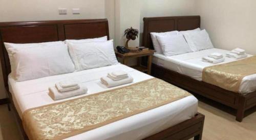 Godo's Plaza Hotel and Restaurant