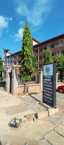 New town palace hotel