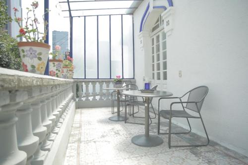 92250945 Hotel Casa Gonzalez