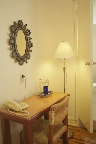 92250950 Hotel Casa Gonzalez