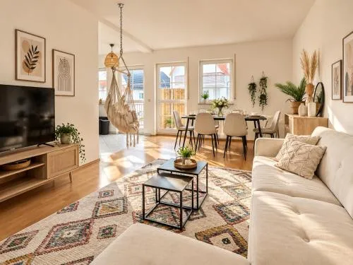 Cozy-Livings viel Platz, großer Balkon, STELLPLATZ, Küche in Bad Homburg vor der Höhe, Deutschland