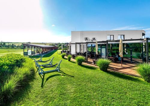 . Hotel Golf Jezera
