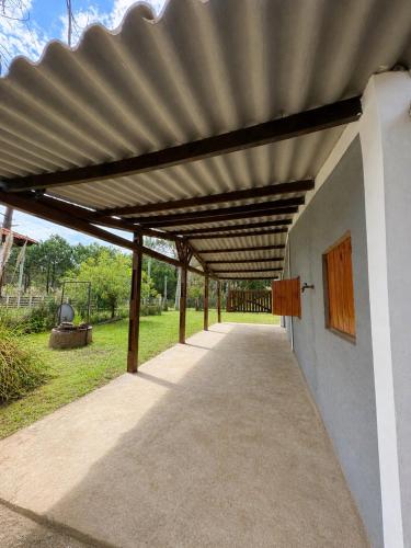 Hermosa casa a metros de la playa en la Esmeralda Rocha in La Esmeralda