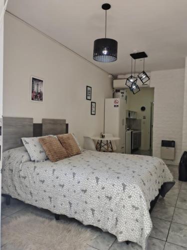 Moderno Estudio PB Céntrico - Entrada Autónoma, Equipado y Cerca de Todo