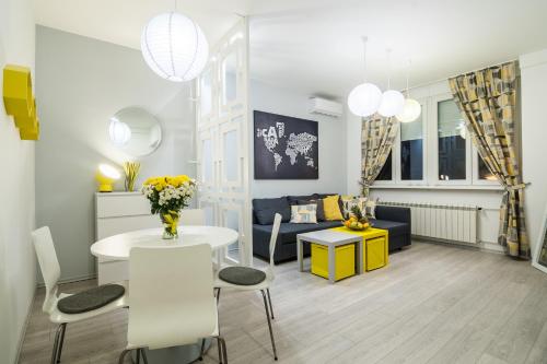 Bohemian Quarter Apartment -1 Min to Skadarlija - Walk Everywhere