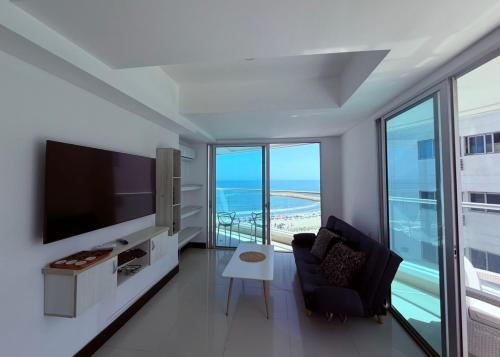 Palmetto Eliptic 905 frente al mar