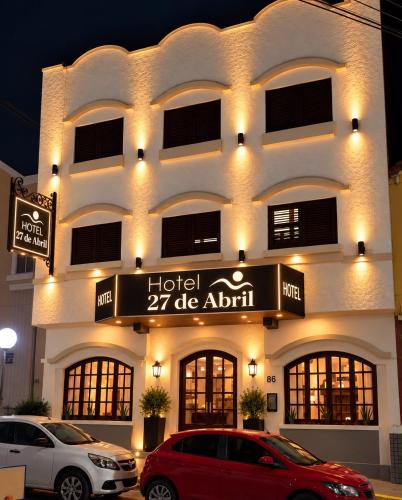 Hotel 27 de Abril