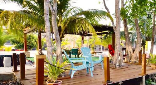 Sherra's Tropical Retreat in זנדריג'