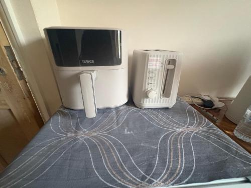 Private Lovely double bedroom 4
