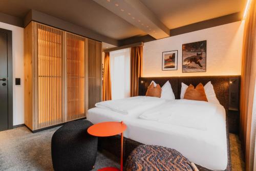 1 queen bed