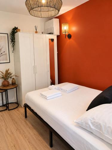 Studio Lumineux parfait pour couple proche toutes commodités - Location saisonnière - Villiers-sur-Marne