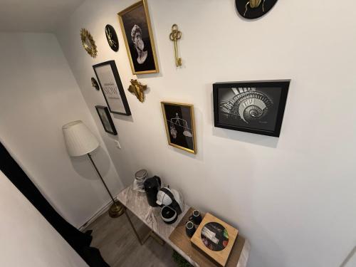 Cosy & Style blue forest room proche CDG AirPort in Tremblay-en-France