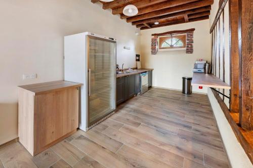 La Chasserie 2 - Grange Arthuis in Lavau (Burgundy)