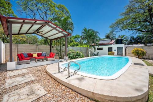 Swimmingpool, Casa Sol Blanco Playa Potrero, Pool, Walk to Beach in Potrero