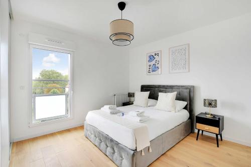 Chic Duplex with Rooftop -3BD-6P- Nogent-sur-Marne in Nogent-sur-Marne