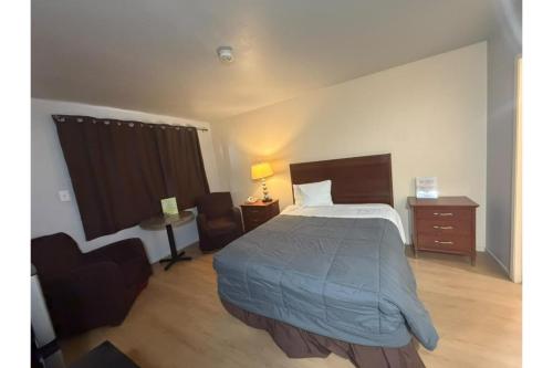 1 queen bed