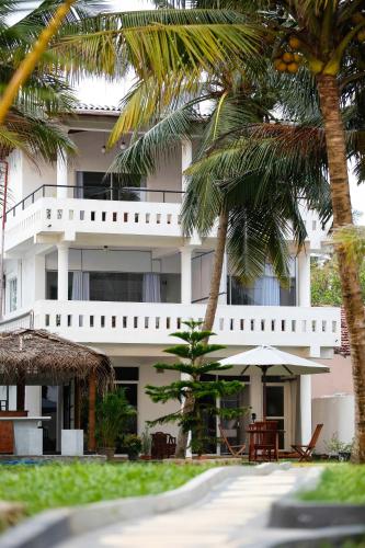 Tharanga Surfing Villa