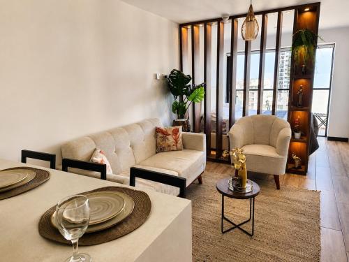 Modern Barranco Studio with Balcony & City View