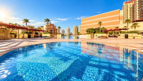 Authentic Arabian Viva Bahria T29 -STUDIO with BALCONY -Free&Private Beach Access in The Pearl