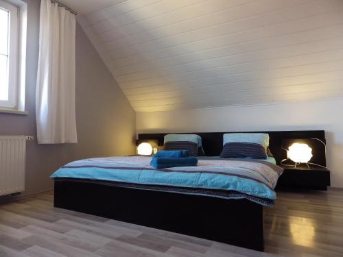  Double Room image 9
