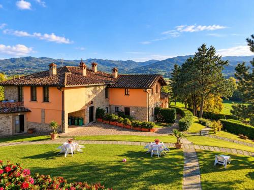 ทัศนียภาพภายนอกโรงแรม, Agriturismo Comparone Casavecchia in ชิตตา ดิ กาสเทลโล