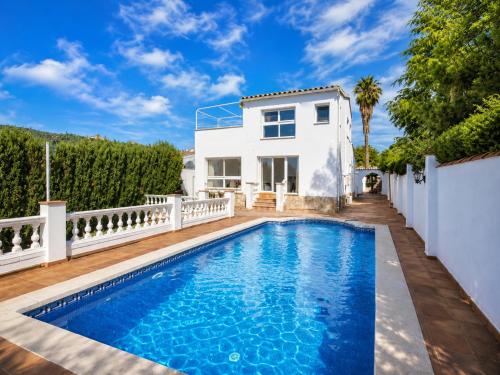 Villa al Canal con Piscina