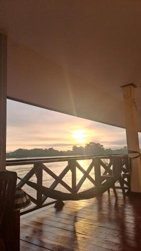 Riverside Bungalow Don Det in Muang Khong