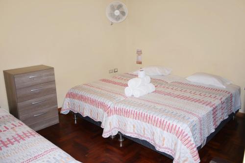 3 double beds
