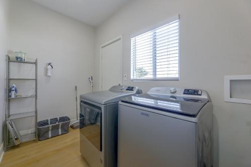 Near City of Hope Hospital, Newly Renovated Home in Duarte (CA)