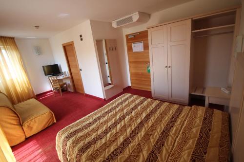 Chambre triple, deluxe