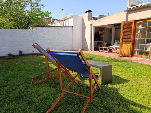 Casa centrica con parrilla y jardin
