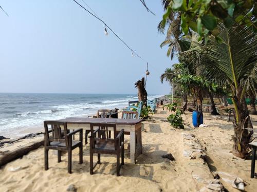 Dariya beach house- beach stays