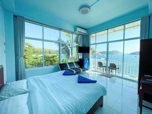Naiharn On the Rock Resort in Пляж Най Харн