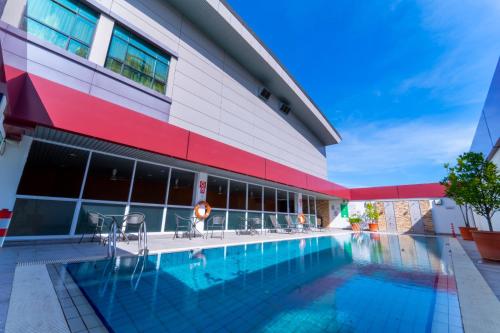 Imperial Hotel Miri (New Wing) in Miri