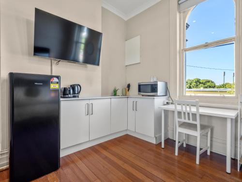 Olympic Paddington Budget Hotel - across Allianz Stadium in แพดดิงตัน