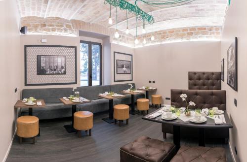 Deseo Home - image 2