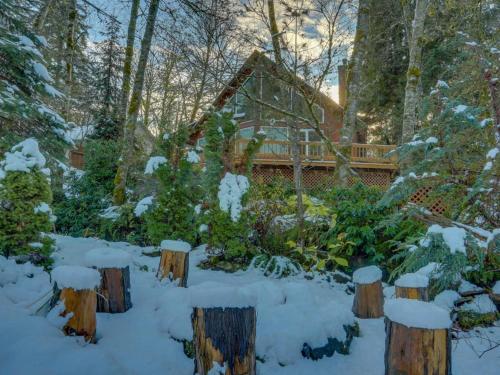 Shadowbrook Chalet, Welches (photo 4)