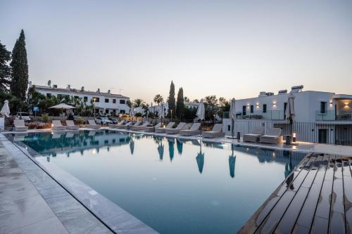 สระว่ายน้ำ, Prime Resorts - PrimeLife Carvoeiro in วาเล เด โกโว