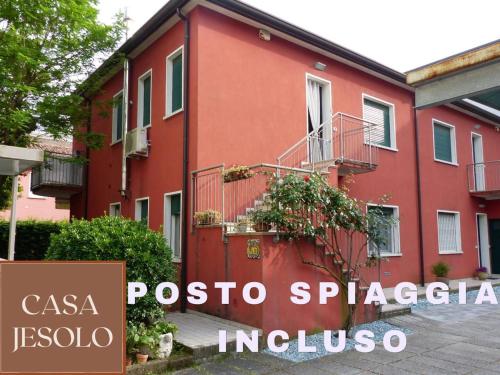 Beautiful apartment in Jesolo, PVT parking