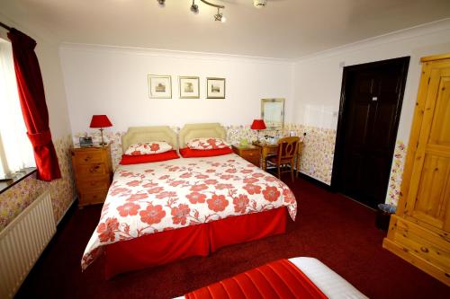 Eagles Guest House - image 9