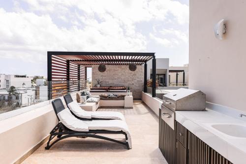 Palmares - 3-Bedroom Retreat with Private Rooftop