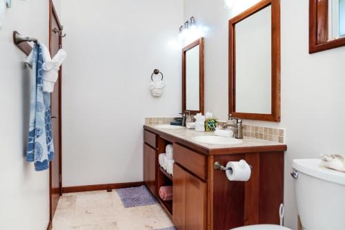 Residences at Barrier Reef Unit 2B Oceanview 2 BR by Stay Floreo in Ambergris Caye